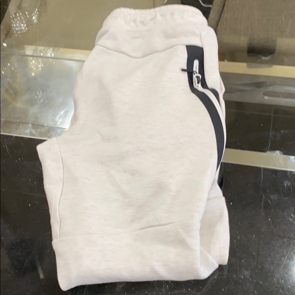 NIKE TECH pants. Boys/ size M